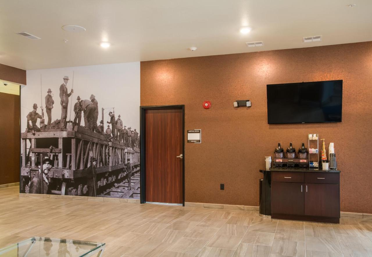 Cobblestone Inn And Suites - Ashland Exterior photo
